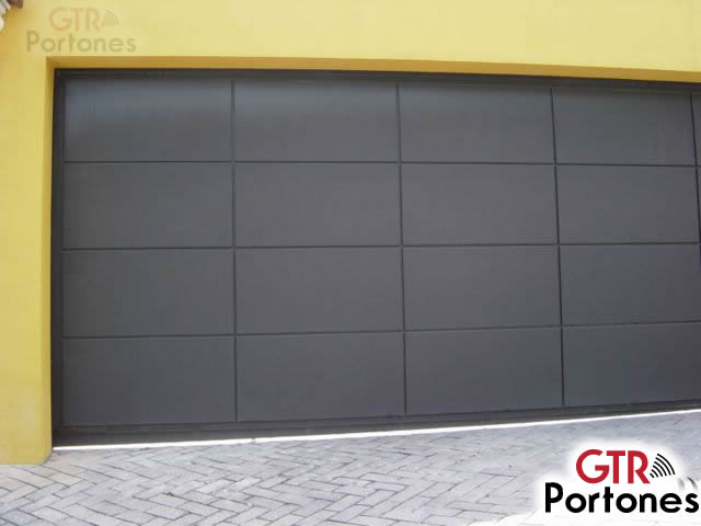 Porton Modelo Cerrado 204